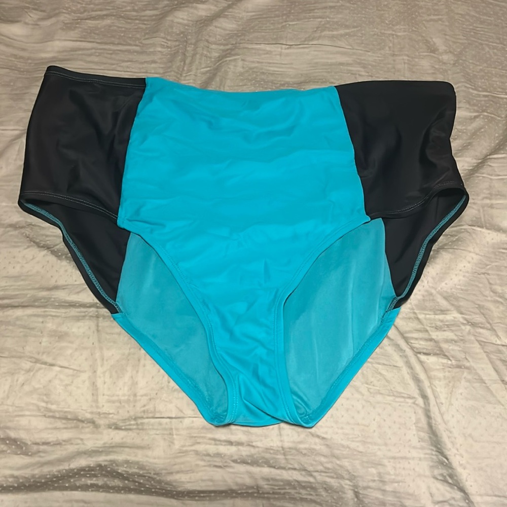 Moxi Blu Blue & Black Swim Bottoms - 3X